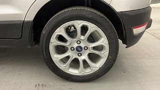 Used 2018 Ford EcoSport [2017-2020] Titanium + 1.5L Ti-VCT AT Petrol Automatic tyres LEFT REAR TYRE RIM VIEW