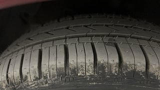 Used 2016 Hyundai Grand i10 [2013-2017] Magna AT 1.2 Kappa VTVT Petrol Automatic tyres LEFT FRONT TYRE TREAD VIEW