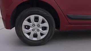 Used 2015 Hyundai Elite i20 [2014-2018] Sportz 1.2 Petrol Manual tyres RIGHT REAR TYRE RIM VIEW