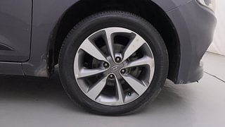 Used 2015 Hyundai Elite i20 [2014-2018] Asta 1.2 Petrol Manual tyres RIGHT FRONT TYRE RIM VIEW