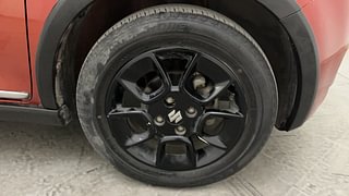 Used 2017 Maruti Suzuki Ignis [2017-2020] Zeta AMT Petrol Dual Tone Petrol Automatic tyres RIGHT FRONT TYRE RIM VIEW