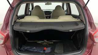 Used 2016 Hyundai Grand i10 [2013-2017] Magna AT 1.2 Kappa VTVT Petrol Automatic interior DICKY INSIDE VIEW