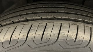 Used 2018 Ford EcoSport [2017-2020] Titanium + 1.5L Ti-VCT AT Petrol Automatic tyres RIGHT FRONT TYRE TREAD VIEW