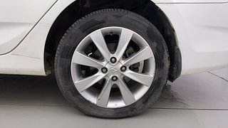 Used 2013 Hyundai Verna [2011-2015] Fluidic 1.6 CRDi SX Diesel Manual tyres LEFT REAR TYRE RIM VIEW