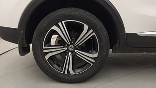 Used 2022 MG Motors Astor Sharp EX 1.5 MT Petrol Manual tyres RIGHT REAR TYRE RIM VIEW