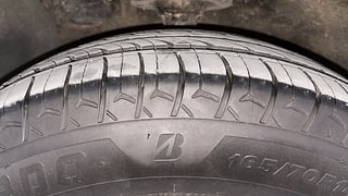 Used 2015 Hyundai Grand i10 Asta AT 1.2 Kappa VTVT Petrol Automatic tyres LEFT FRONT TYRE TREAD VIEW