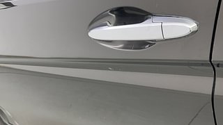 Used 2016 Honda City V Petrol Manual dents MINOR SCRATCH