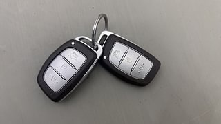 Used 2019 Hyundai Tucson [2016-2020] GLS 4WD AT Diesel Diesel Automatic extra CAR KEY VIEW