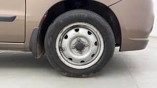 Used 2012 Maruti Suzuki Estilo [2009-2014] LXi Petrol Manual tyres RIGHT FRONT TYRE RIM VIEW