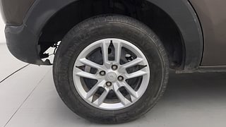 Used 2023 Renault Triber RXT Petrol+cng(outside fitted) Petrol+cng Manual tyres RIGHT REAR TYRE RIM VIEW