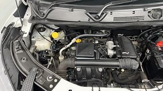 Used 2022 Nissan Magnite XL Petrol Manual engine ENGINE RIGHT SIDE VIEW