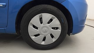 Used 2014 Maruti Suzuki Celerio VXI AMT Petrol Automatic tyres RIGHT FRONT TYRE RIM VIEW