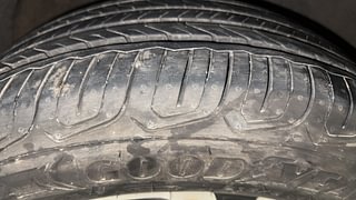 Used 2022 MG Motors Astor Sharp EX 1.5 MT Petrol Manual tyres RIGHT FRONT TYRE TREAD VIEW
