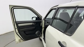 Used 2011 Maruti Suzuki Swift [2007-2011] VXi Petrol Manual interior LEFT FRONT DOOR OPEN VIEW