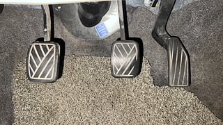 Used 2020 Maruti Suzuki Celerio VXI CNG Petrol+cng Manual interior PEDALS VIEW