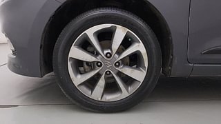 Used 2015 Hyundai Elite i20 [2014-2018] Asta 1.2 Petrol Manual tyres LEFT FRONT TYRE RIM VIEW
