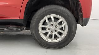 Used 2019 Mahindra TUV300 [2015-2020] T8 mHAWK100 Dual Tone Diesel Manual tyres LEFT REAR TYRE RIM VIEW