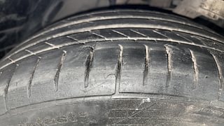Used 2017 Mercedes-Benz C-Class [2014-2018] C200 Avantgrade Edition Petrol Automatic tyres LEFT FRONT TYRE TREAD VIEW
