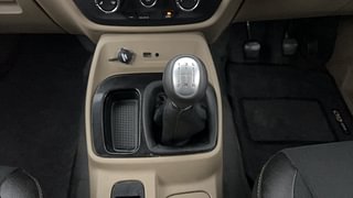 Used 2019 Mahindra TUV300 [2015-2020] T8 mHAWK100 Dual Tone Diesel Manual interior GEAR  KNOB VIEW