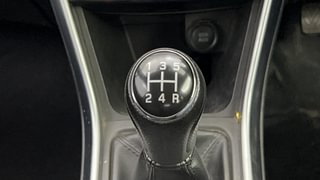 Used 2021 Maruti Suzuki S-Cross Alpha Petrol Manual interior GEAR  KNOB VIEW