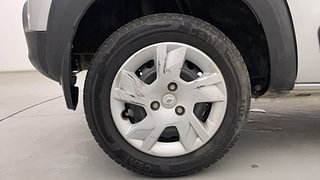 Used 2023 Renault Kwid 1.0 RXT SCE Petrol Manual tyres RIGHT REAR TYRE RIM VIEW