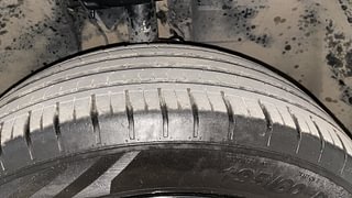 Used 2022 Tata Punch Creative AMT Dual Tone Petrol Automatic tyres RIGHT FRONT TYRE TREAD VIEW