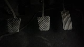 Used 2011 Hyundai i20 [2008-2012] Sportz 1.2 Petrol Manual interior PEDALS VIEW