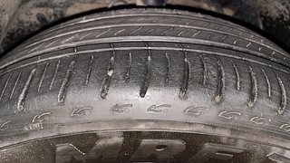 Used 2014 Tata Zest [2014-2019] XT Petrol Petrol Manual tyres LEFT FRONT TYRE TREAD VIEW