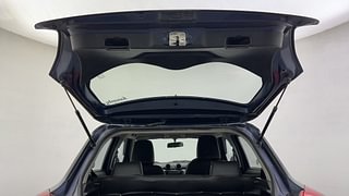Used 2019 Maruti Suzuki Swift [2017-2021] VXi Petrol Manual interior DICKY DOOR OPEN VIEW