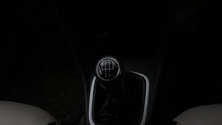 Used 2012 Volkswagen Polo [2010-2014] Highline1.2L (P) Petrol Manual interior GEAR  KNOB VIEW