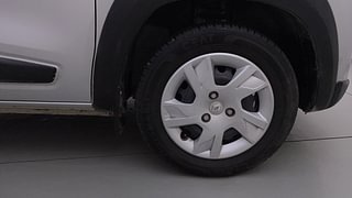 Used 2023 Renault Kwid 1.0 RXT AMT SCE Petrol Automatic tyres RIGHT FRONT TYRE RIM VIEW