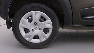 Used 2022 Renault Kwid 1.0 RXT AMT SCE Petrol Automatic tyres RIGHT REAR TYRE RIM VIEW