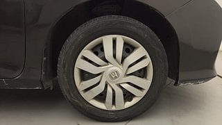 Used 2016 Honda City SV Petrol Manual tyres RIGHT FRONT TYRE RIM VIEW