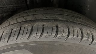 Used 2022 Tata Altroz XZ 1.2 Petrol Manual tyres LEFT REAR TYRE TREAD VIEW