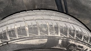 Used 2023 Renault Kwid 1.0 RXT SCE Petrol Manual tyres RIGHT REAR TYRE TREAD VIEW