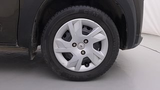 Used 2022 Renault Kwid 1.0 RXT AMT SCE Petrol Automatic tyres RIGHT FRONT TYRE RIM VIEW