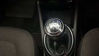 Used 2011 Hyundai i20 [2008-2012] Sportz 1.2 Petrol Manual interior GEAR  KNOB VIEW