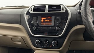 Used 2019 Mahindra TUV300 [2015-2020] T8 mHAWK100 Dual Tone Diesel Manual top_features Integrated (in-dash) music system