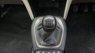 Used 2020 Hyundai New Santro 1.1 Sportz CNG Petrol+cng Manual interior GEAR  KNOB VIEW
