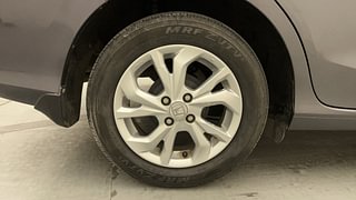 Used 2020 honda Amaze 1.2 VX CVT i-VTEC Petrol Automatic tyres RIGHT REAR TYRE RIM VIEW