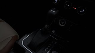 Used 2023 Renault Kiger RXZ Turbo CVT Dual Tone Petrol Automatic interior GEAR  KNOB VIEW