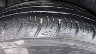 Used 2017 Hyundai Creta [2015-2018] 1.6 SX Plus Auto Diesel Automatic tyres RIGHT REAR TYRE TREAD VIEW