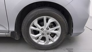 Used 2019 Honda Amaze 1.2 V CVT Petrol Petrol Automatic tyres RIGHT FRONT TYRE RIM VIEW