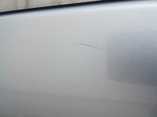 Used 2023 Renault Kwid 1.0 RXT SCE Petrol Manual dents MINOR SCRATCH