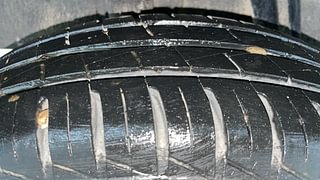 Used 2023 Renault Kwid 1.0 RXT SCE Petrol Manual tyres RIGHT REAR TYRE TREAD VIEW