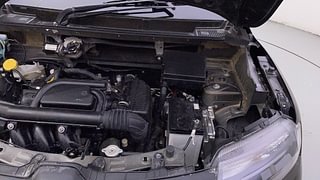 Used 2022 Renault Kwid 1.0 RXT AMT SCE Petrol Automatic engine ENGINE LEFT SIDE HINGE & APRON VIEW