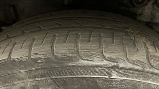 Used 2014 Maruti Suzuki Celerio VXI AMT Petrol Automatic tyres RIGHT REAR TYRE TREAD VIEW
