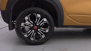 Used 2023 Renault Kiger RXZ Turbo CVT Dual Tone Petrol Automatic tyres RIGHT REAR TYRE RIM VIEW