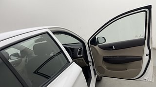 Used 2011 Hyundai i20 [2008-2012] Sportz 1.2 Petrol Manual interior RIGHT FRONT DOOR OPEN VIEW