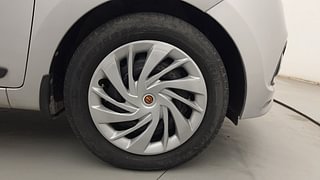 Used 2015 Hyundai Xcent [2014-2017] S Petrol Petrol Manual tyres RIGHT FRONT TYRE RIM VIEW